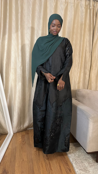 Zuleyah – Embroidered Elegance